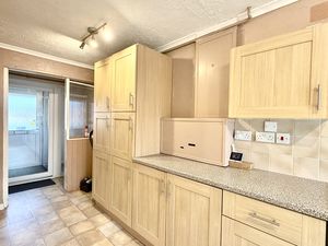 Dining Kitchen- click for photo gallery